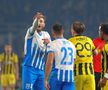 AEK Atena - Universitatea Craiova 3-2. Emil Săndoi a intrat la GSP Live Special imediat după eșecul din Grecia și a criticat prestația jucătorilor intrați în repriza a doua/ foto: Imago Images