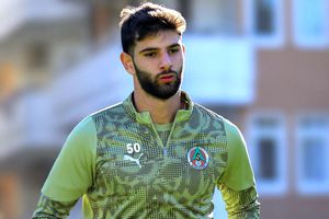 Îl vor pe Umit Akdag! Mercato de iarnă ar putea debuta cu un transfer spectaculos!