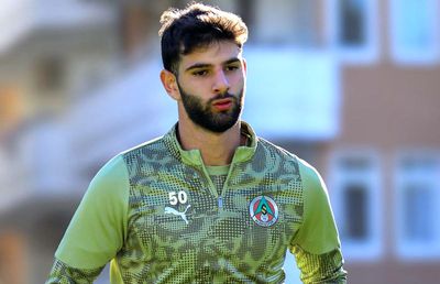 Îl vor pe Umit Akdag! Mercato de iarnă ar putea debuta cu un transfer spectaculos!