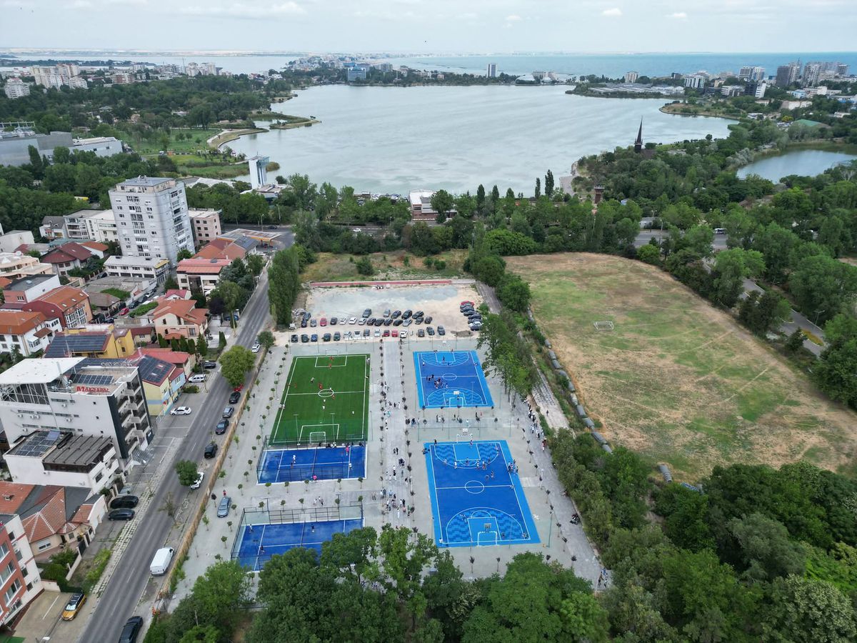 Încă o grozăvie în sportul românesc: țintă pentru „rechinii” imobiliari! » Bazinul din Palatul Copiilor a fost închis, copiii fac cursuri TEORETICE de înot!