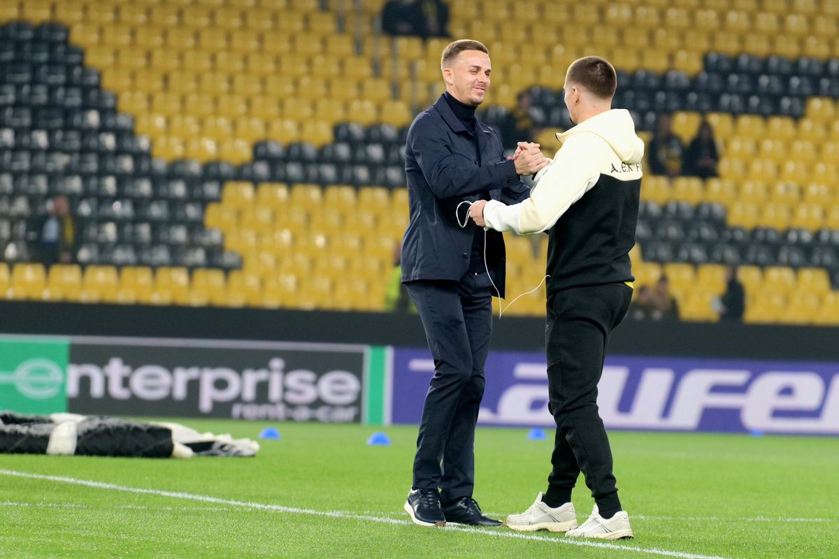 Înainte de AEK Atena - Craiova