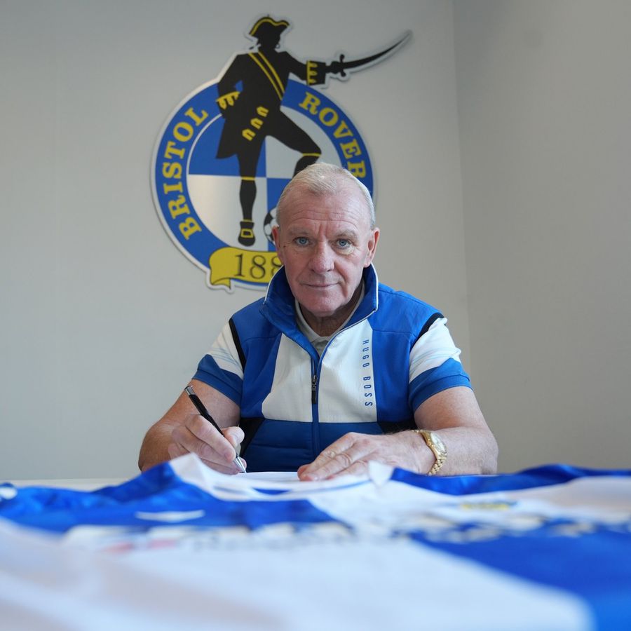 Ce transformare! Antrenorul din Anglia a slăbit 54 de kilograme în 8 luni: „Eram o bestie”