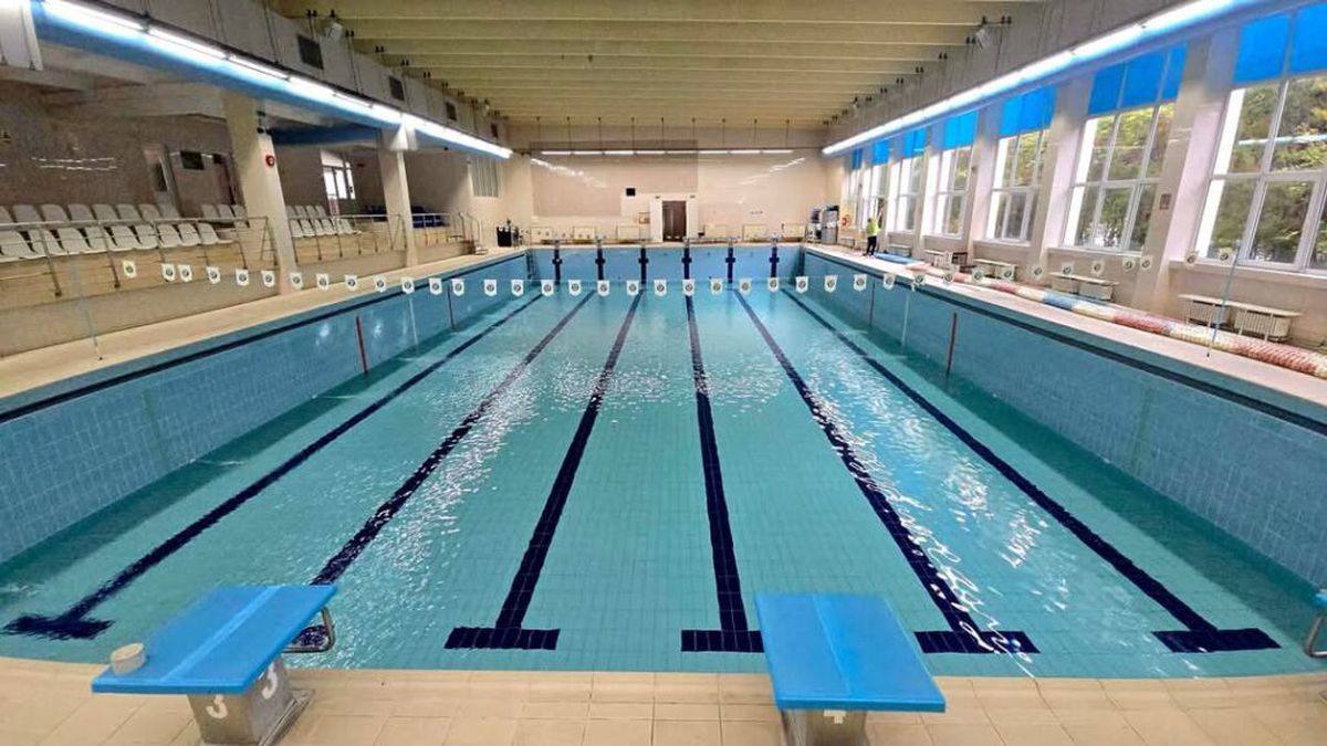 Încă o grozăvie în sportul românesc: țintă pentru „rechinii” imobiliari! » Bazinul din Palatul Copiilor a fost închis, copiii fac cursuri TEORETICE de înot!