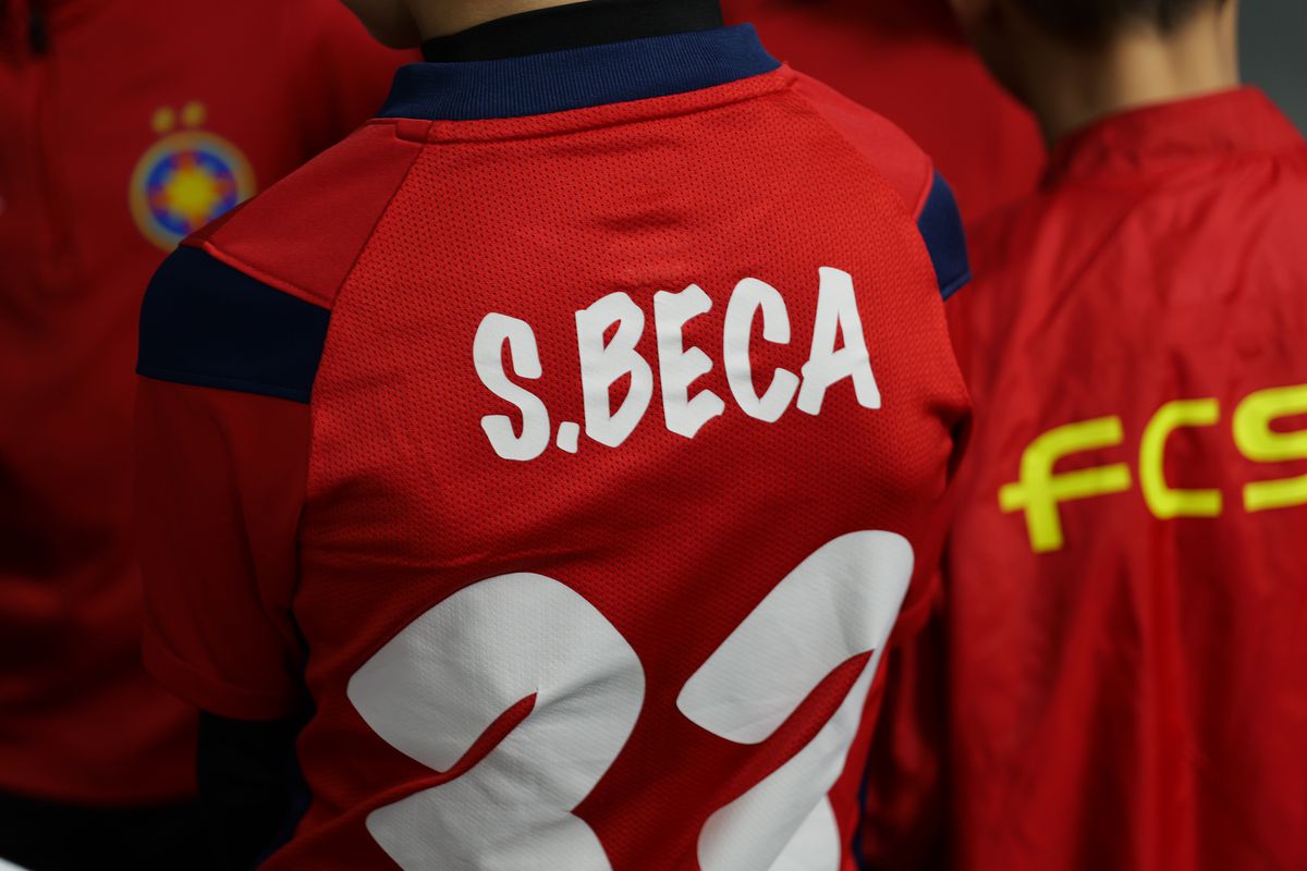 Jucătorii de la FCSB au oferit cadouri copiilor