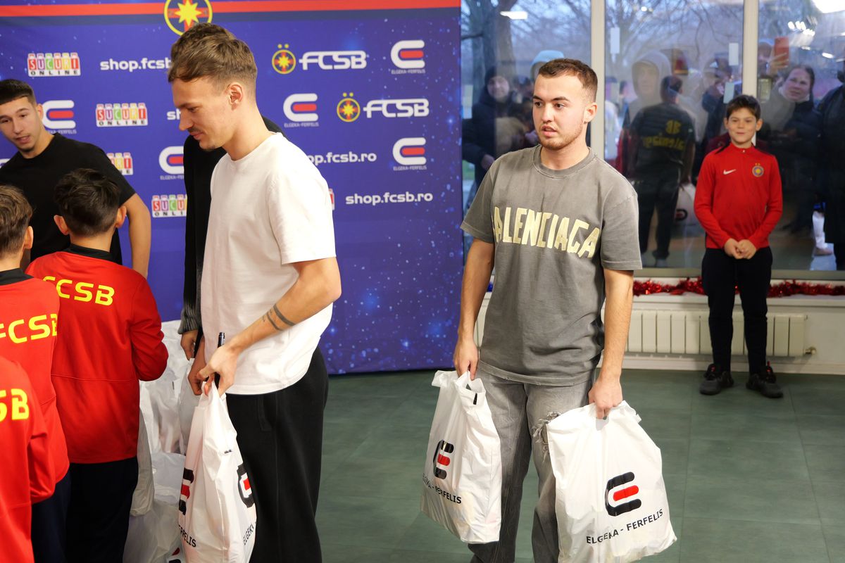 Jucătorii de la FCSB, ajutoarele Moșului pentru copiii din Academie » Pantea a luat microfonul GSP și l-a întrebat pe Lixandru: „Ce v-ați dori de Crăciun?”