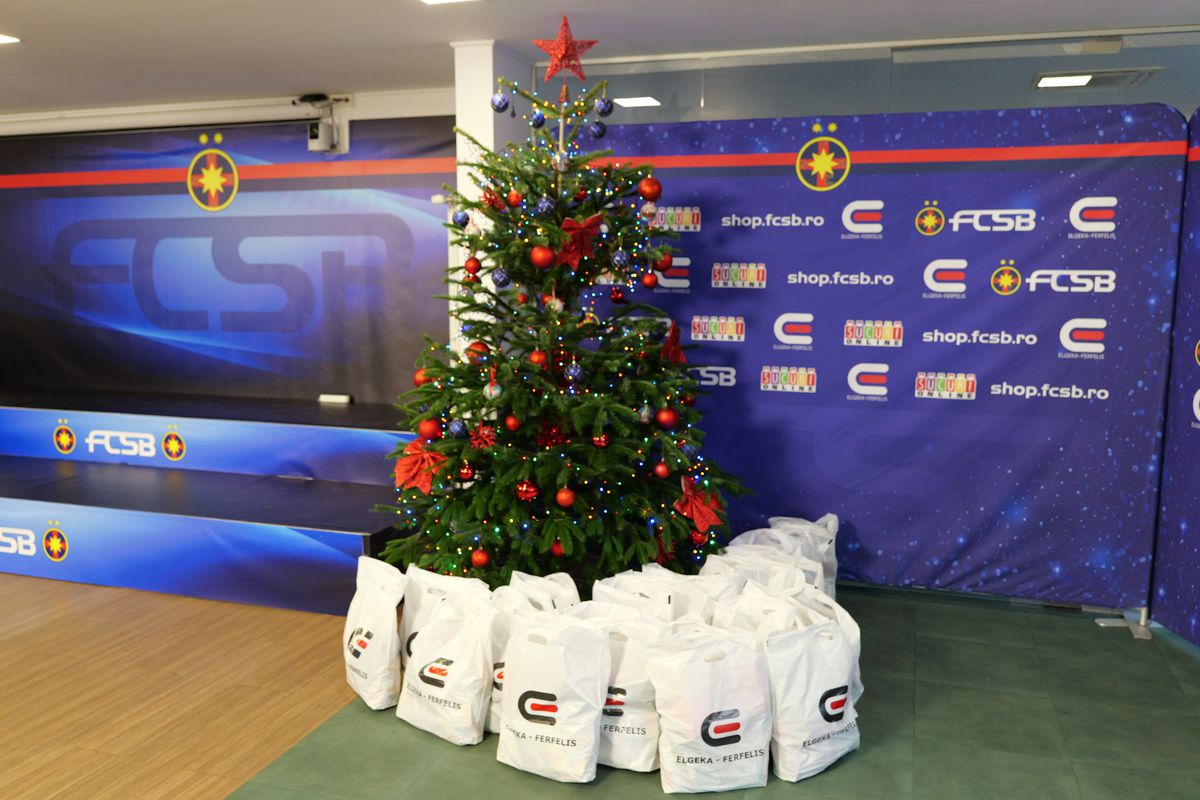 Jucătorii de la FCSB au oferit cadouri copiilor