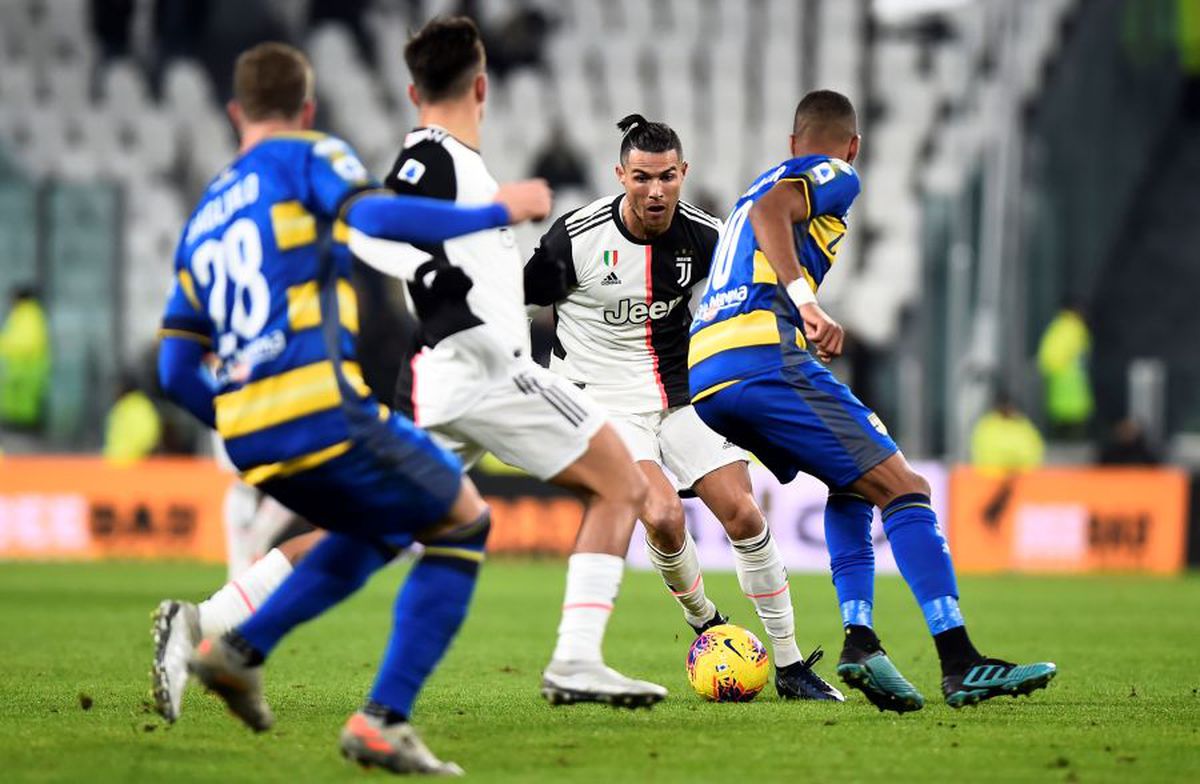 JUVENTUS - PARMA 2-1 // Cristiano Ronaldo, din nou letal! E pe val în 2019, l-a egalat pe Messi și e lăudat de toată lumea: „E fenomenal, totul trebuie să se învârtă în jurul lui!”