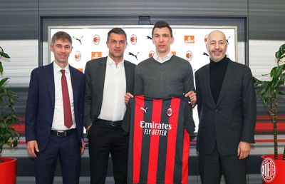OFICIAL AC Milan are un nou #9! „Diavolii” au adus un fost câștigător al Ligii Campionilor