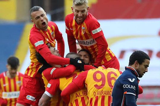 Kayserispor caută victoria cu Istanbul Basaksehir // foto: Twitter @ Kayserispor