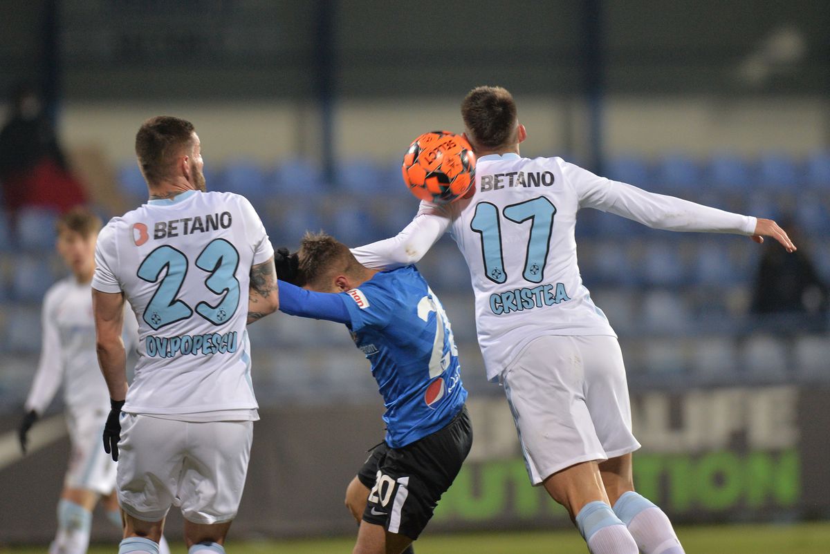 Un nou jucător de la FCSB are COVID-19! LPF a confirmat cazul: „A fost testat pozitiv înainte de meciul cu Viitorul”