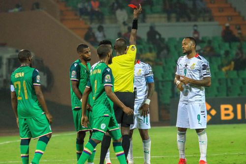 Andre Ayew e eliminat în meciul cu Comore // Foto: Imago