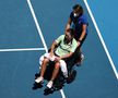 Scene dureroase la Australian Open » A fost nevoită să iasă de pe teren în scaun cu rotile
