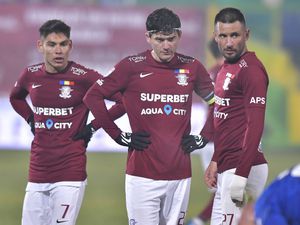 Probleme de lot pentru Mihai Iosif înaintea derby-ului cu Universitatea Craiova »  4 fotbaliști ratează meciul contra oltenilor