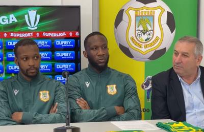 Telefonul fără fir în Liga 1 » Moment fabulos în conferință: cum au fost traduse declarațiile noului transfer din Republica Centraficană