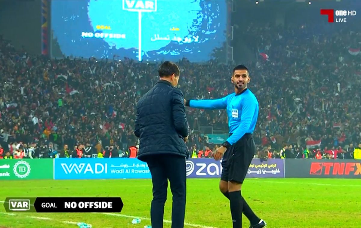 Nebunie de meci pentru Istvan Kovacs în finala Cupei Golfului » 3 penalty-uri, momente de confuzie și un gol validat de VAR în minutul 120+2