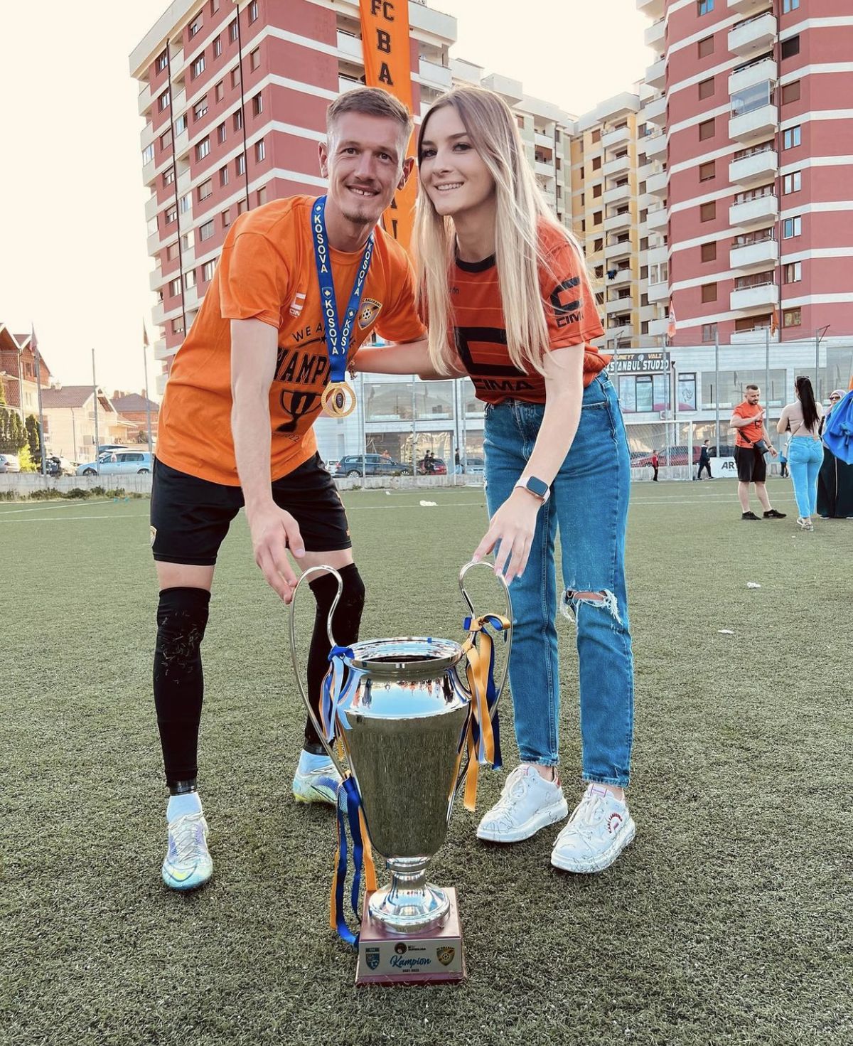 Pentru ea a marcat la debut » Ermal Krasniqi i-a dedicat soției primul gol la Rapid