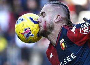 George Pușcaș a ajuns în Bari și va semna contractul în această seară. De ce a plecat atacantul român de la Genoa! + Primele declarații pe aeroport