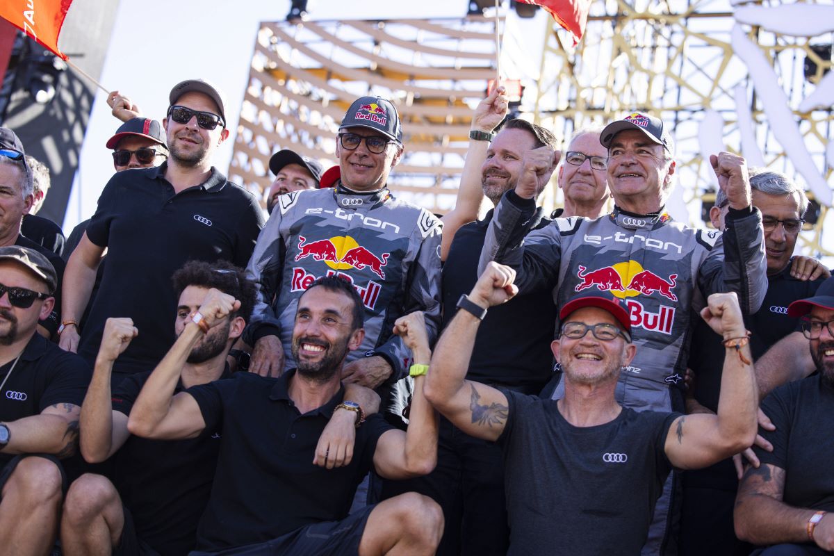 Carlos Sainz victorios în Raliul Dakar 2024