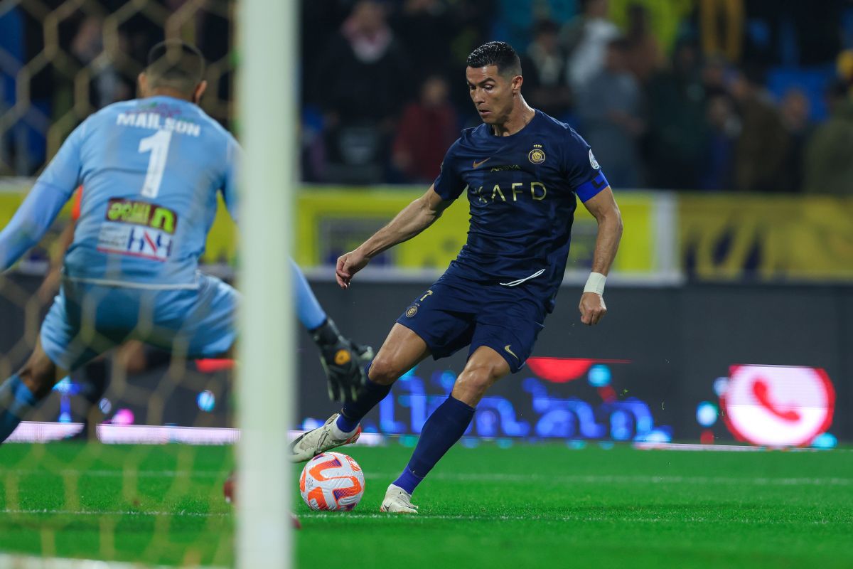 Cristiano Ronaldo și-a etalat noul bolid » Suma astronomică plătită de portughez și specificațiile mașinii