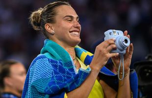 Aryna Sabalenka și forma ei vintage de a strânge amintiri + Câte ore doarme noaptea și cum își monitorizează somnul