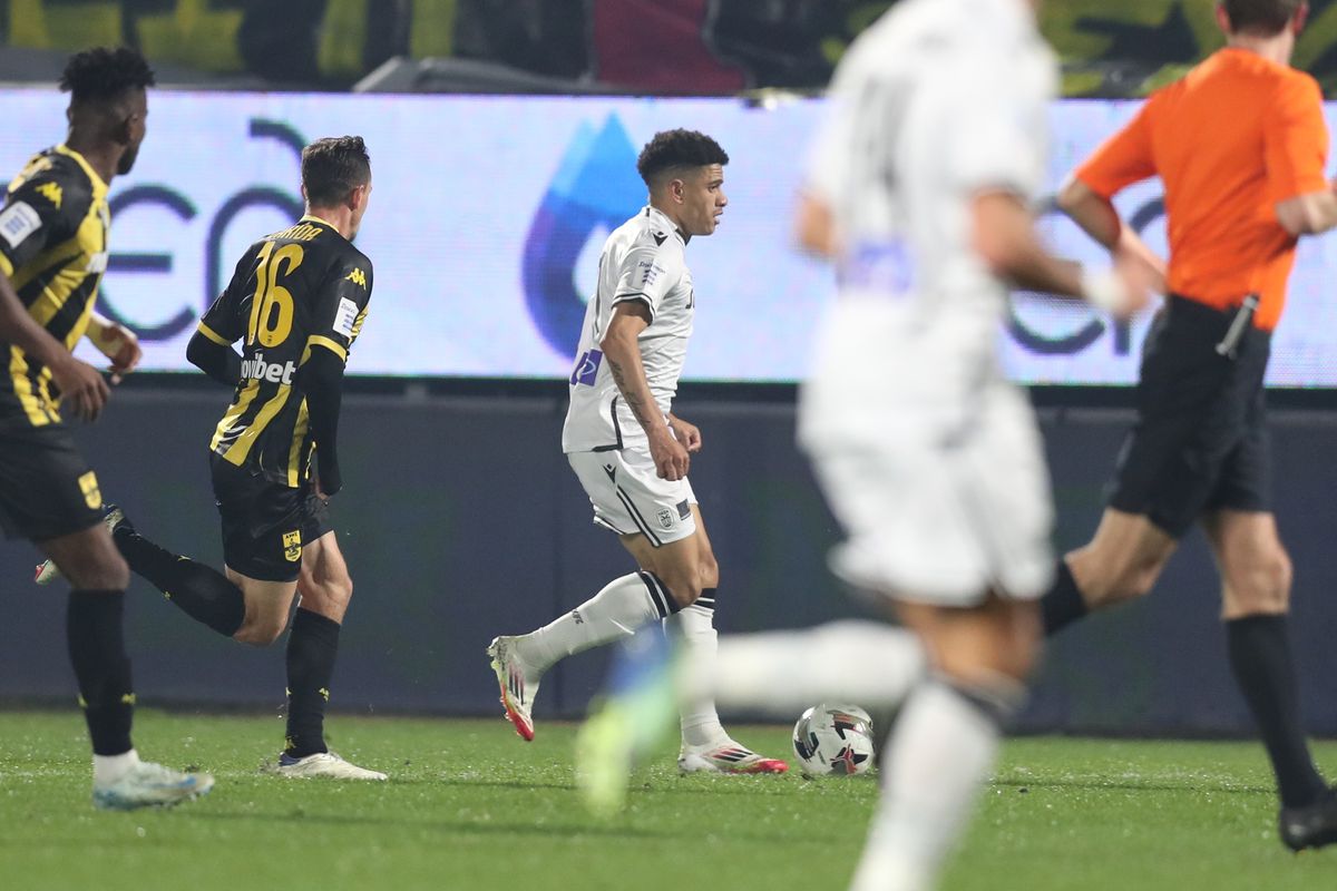Cum s-a descurcat PAOK pe terenul rivalei locale Aris, fără Răzvan Lucescu pe bancă