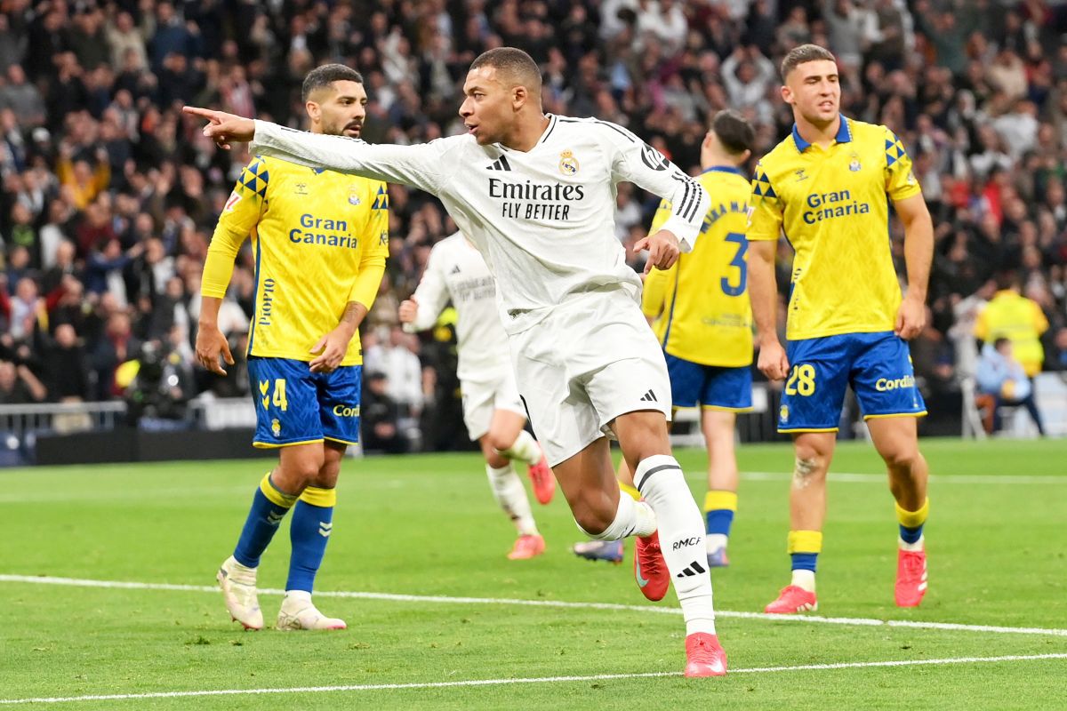 Real Madrid - Las Palmas 4-1 » Mbappe zburdă, însă VAR-ul îi refuză hat-trick-ul! Los blancos revin de la 0-1 și sunt acum liderii Spaniei