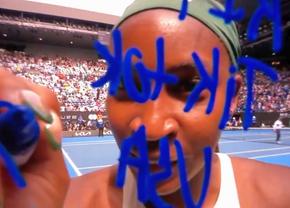 Ce a scris Coco Gauff pe camera de filmat, la Australian Open, dezamăgită de interzicerea TikTok în SUA