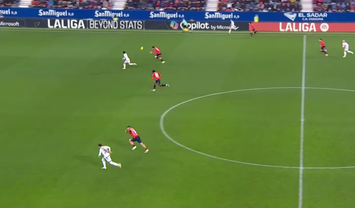 Andrei Rațiu a reușit o pasă de gol superbă în Osasuna - Rayo Vallecano, în runda #20 din La Liga