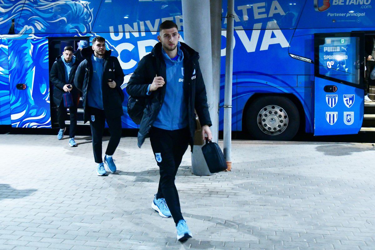 Universitatea Craiova - Dinamo 1-1 » Bănia versus Roșca! „Câinii” obțin un punct prețios grație paradelor miraculoase ale portarului de 21 de ani