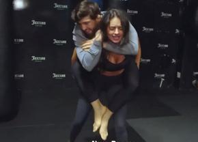 Speculații! Nina Drama, cel mai sexy reporter din UFC, ar fi „vinovată” pentru abandonul anului: Arman s-a retras înaintea luptei pentru centură