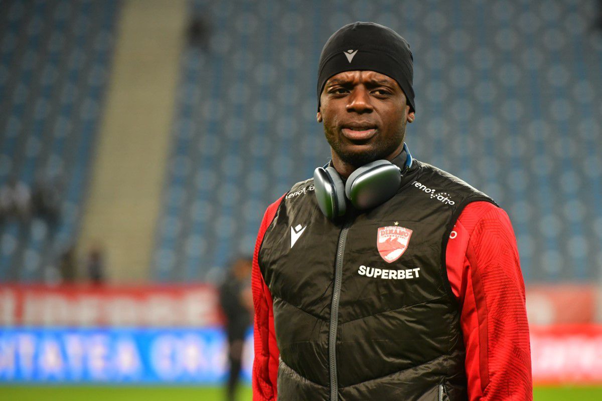 Universitatea Craiova - Dinamo 1-1 » Bănia versus Roșca! „Câinii” obțin un punct prețios grație paradelor miraculoase ale portarului de 21 de ani