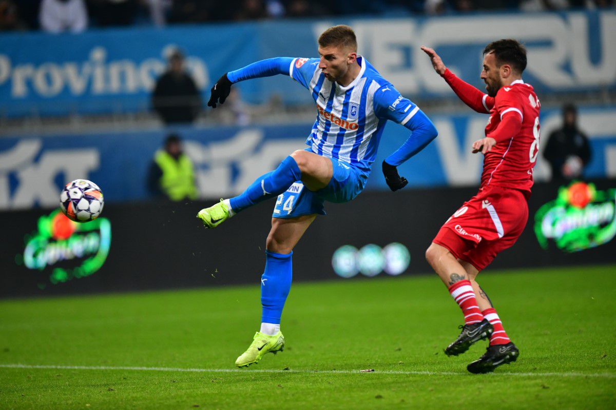 CRAIOVA - DINAMO 1-1. Imaginile surprinse pe gazon, imediat după fluierul final: „Ești cel mai bun din Europa!”