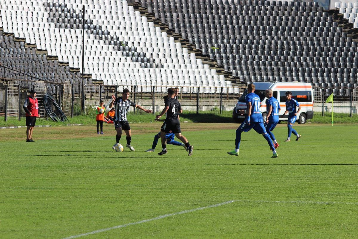 Ce variante de stadion are Corvinul pentru Superliga: ar putea juca pe o arenă istorică, absentă de 19 ani din prima ligă