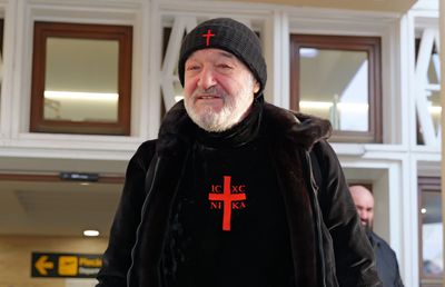 Gigi Becali s-a întors în țară din locul unde „nu mai merg niciodată”: „Să-mi pară mie rău de Moruțan?” » Imagini tari de la aeroport