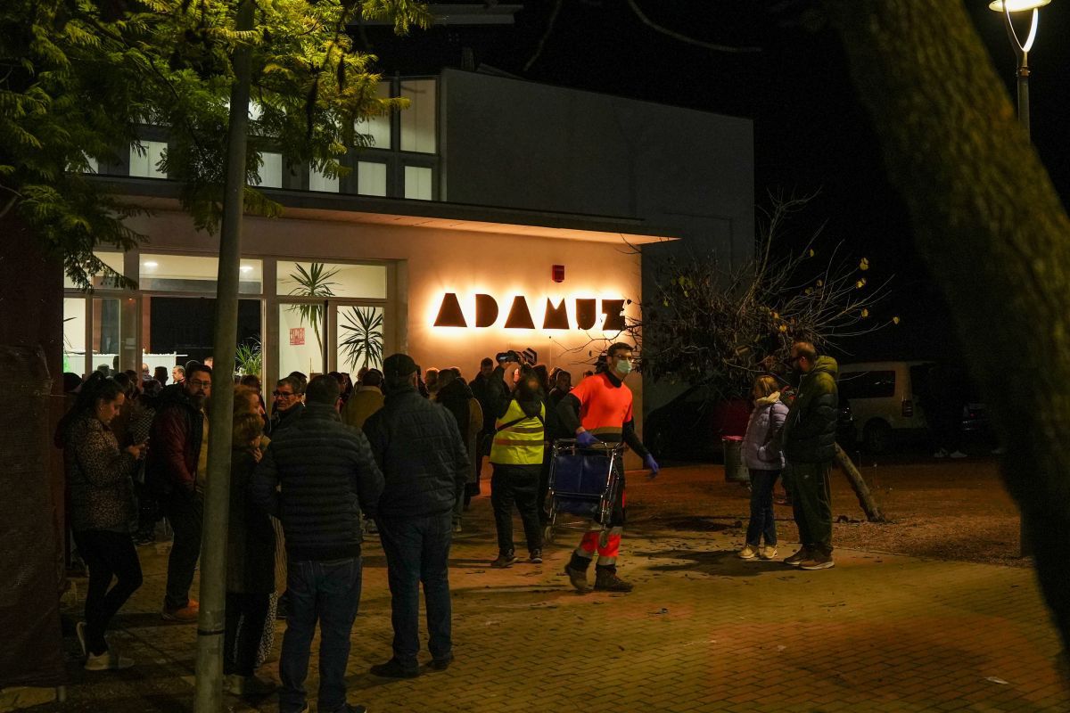 Atenție, imagini cu impact emoțional! Tragedie feroviară la Adamuz cu zeci de victime