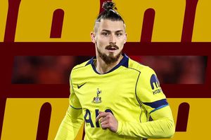 AS Roma insistă pentru transferul lui Radu Drăgușin » Noutatea care relansează negocierile cu Tottenham!
