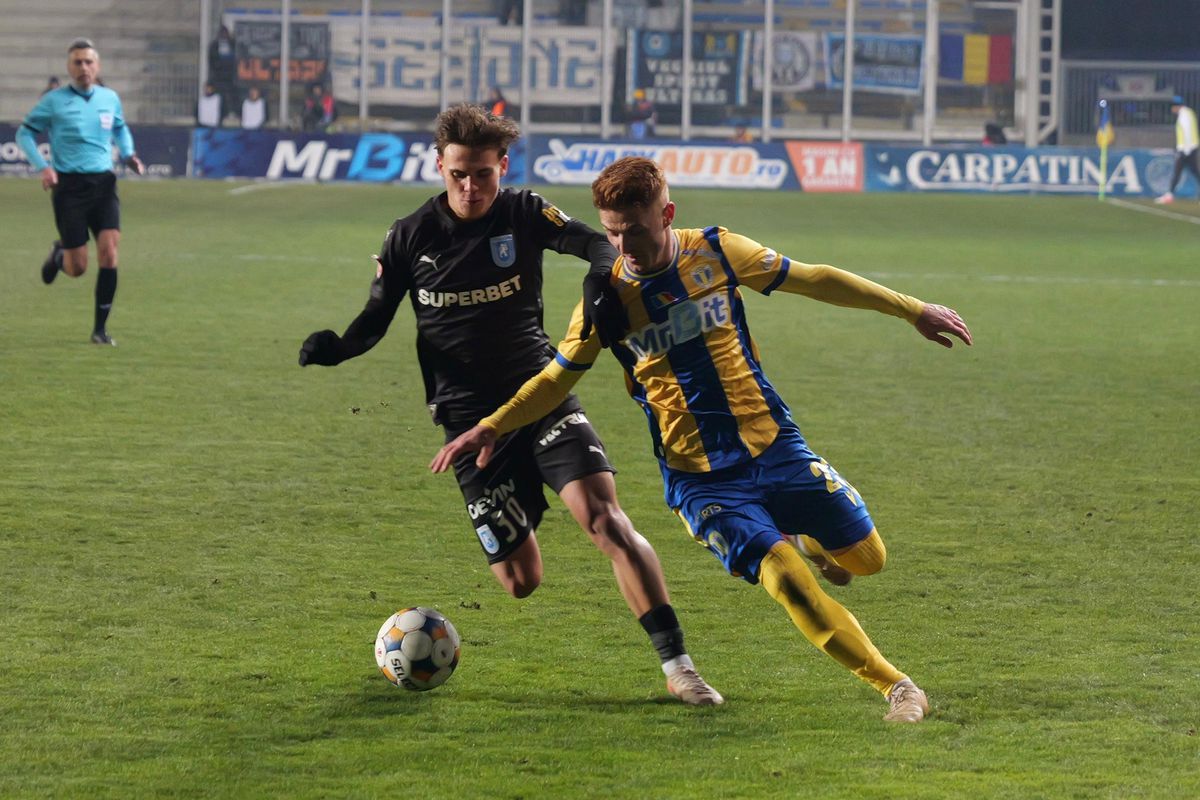 Ce UMILINȚĂ! Universitatea Craiova nu stă la discuții cu Petrolul și revine pe primul loc în Superliga » Clasamentul