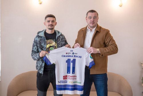 Vlad Morar (stânga) // FOTO: sspolitehnica.ro