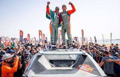 „Întreaga echipă Dacia a făcut o treabă extraordinară” » Reacția lui Nasser Al-Attiyah după ce a scris istorie la Raliul Dakar