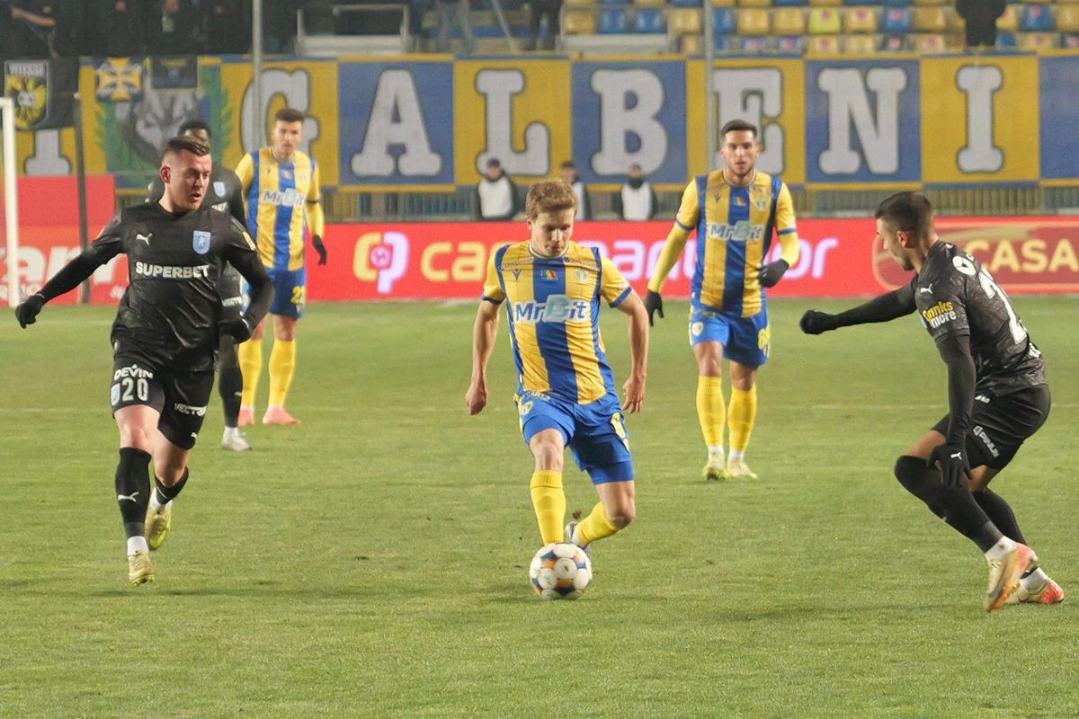 „Cel mai bun atacant din Superliga!”. Nsimba l-a impresionat