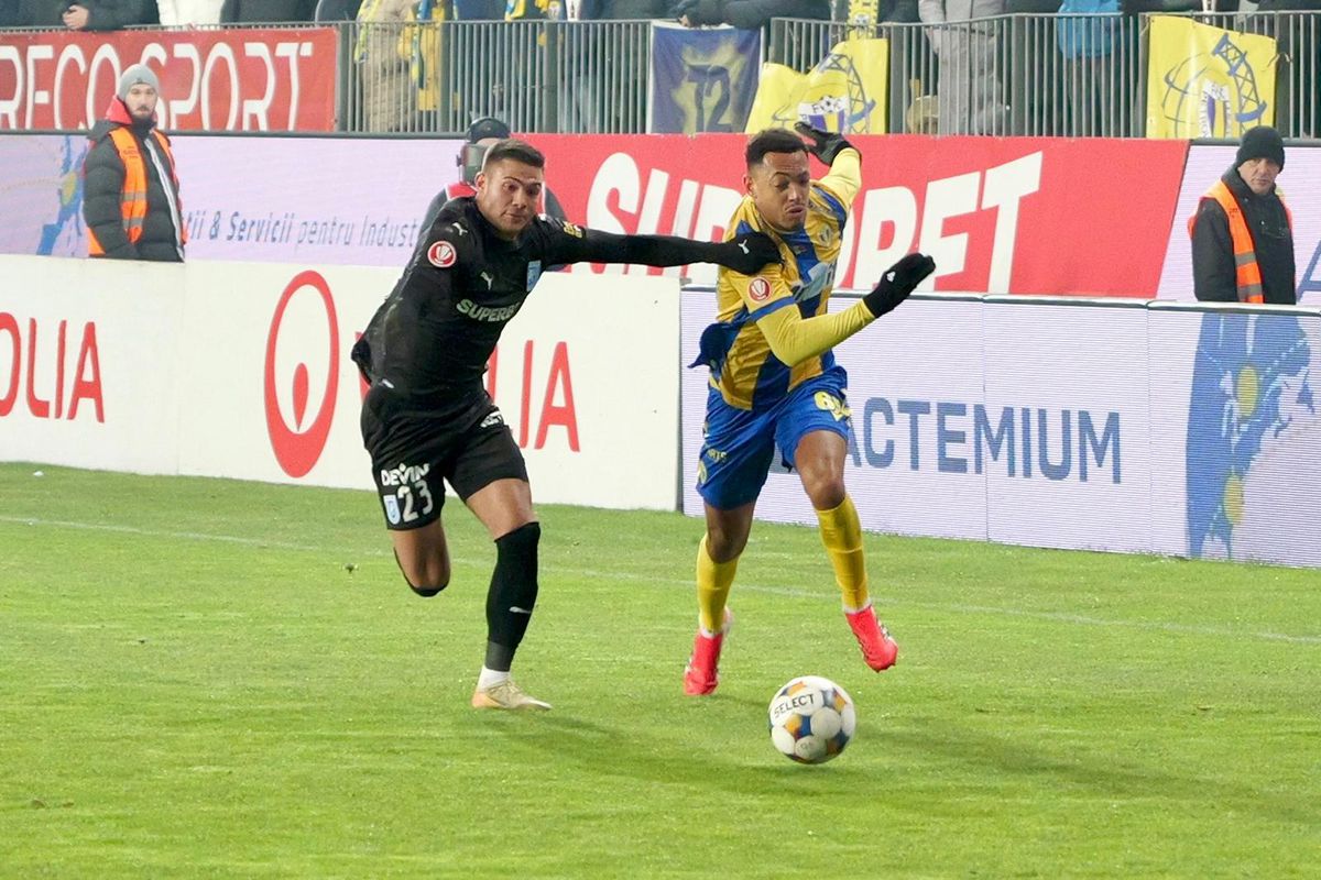 „Cel mai bun atacant din Superliga!”. Nsimba l-a impresionat