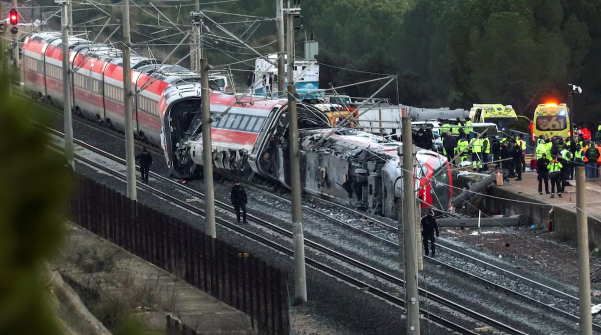 Atenție, imagini cu impact emoțional! Tragedie feroviară la Adamuz cu zeci de victime
