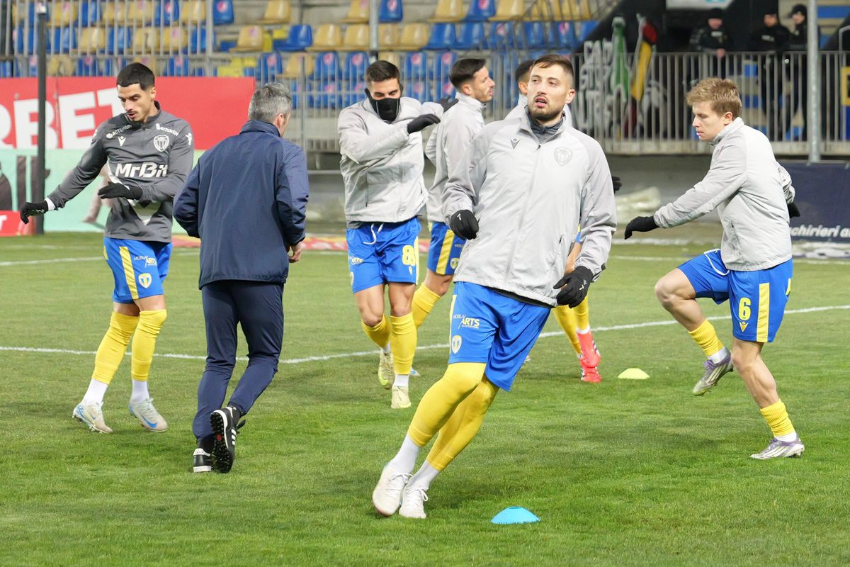 Petrolul - Universitatea Craiova, imagini înaintea partidei de la Ploiești