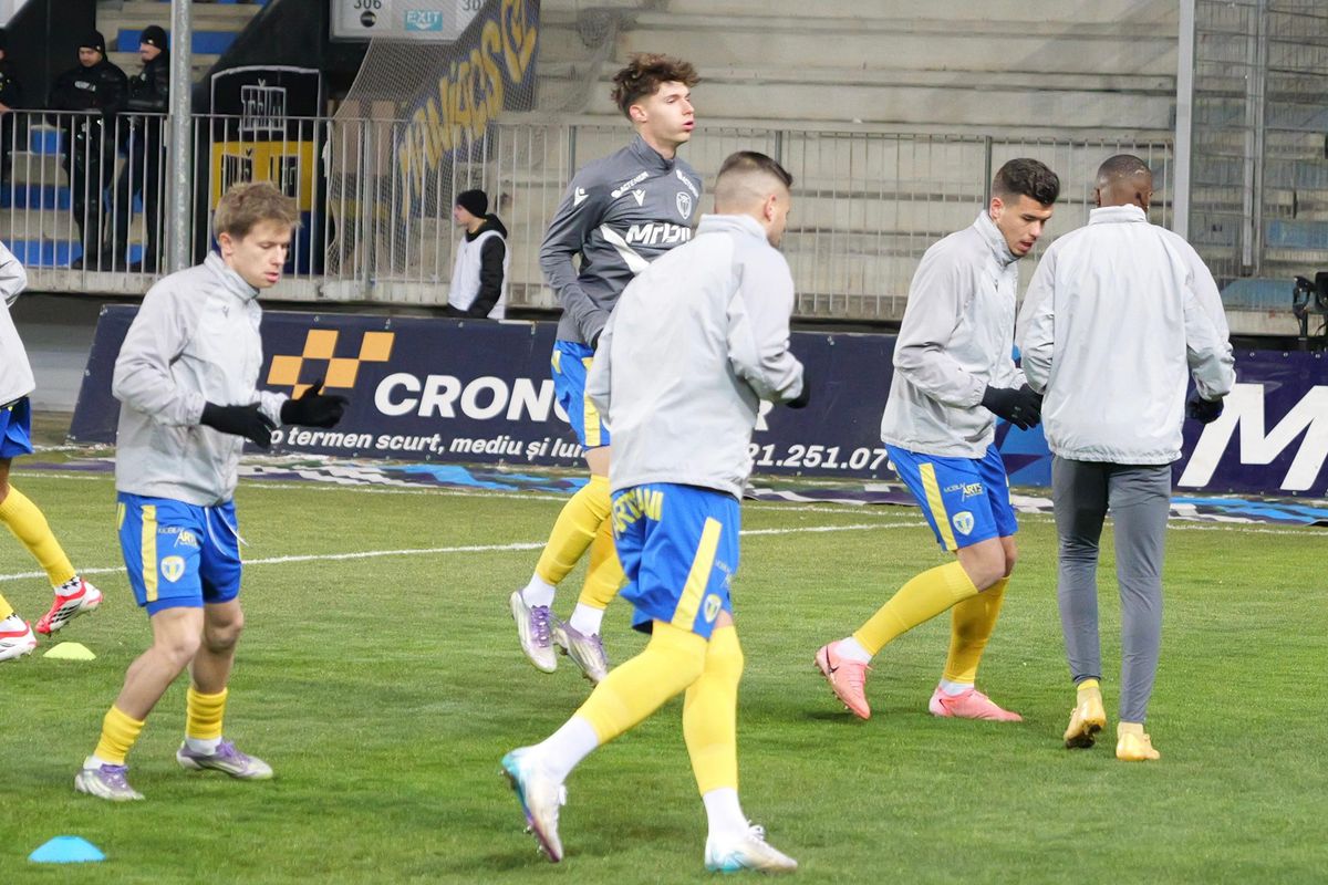 Petrolul - Universitatea Craiova, imagini înaintea partidei de la Ploiești