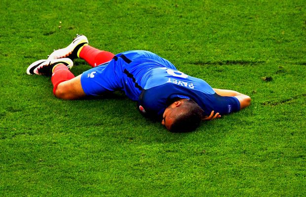 Se întâmplă în Franța: jucător suspendat 5 ani după ce și-a mușcat adversarul într-o zonă sensibilă!