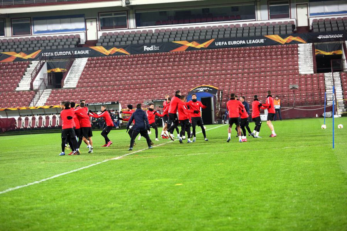 CFR CLUJ - FC SEVILLA // VIDEO Julen Lopetegui a analizat meciul din „Gruia”: „CFR are o echipă competitivă” » Ce a spus despre starea terenului