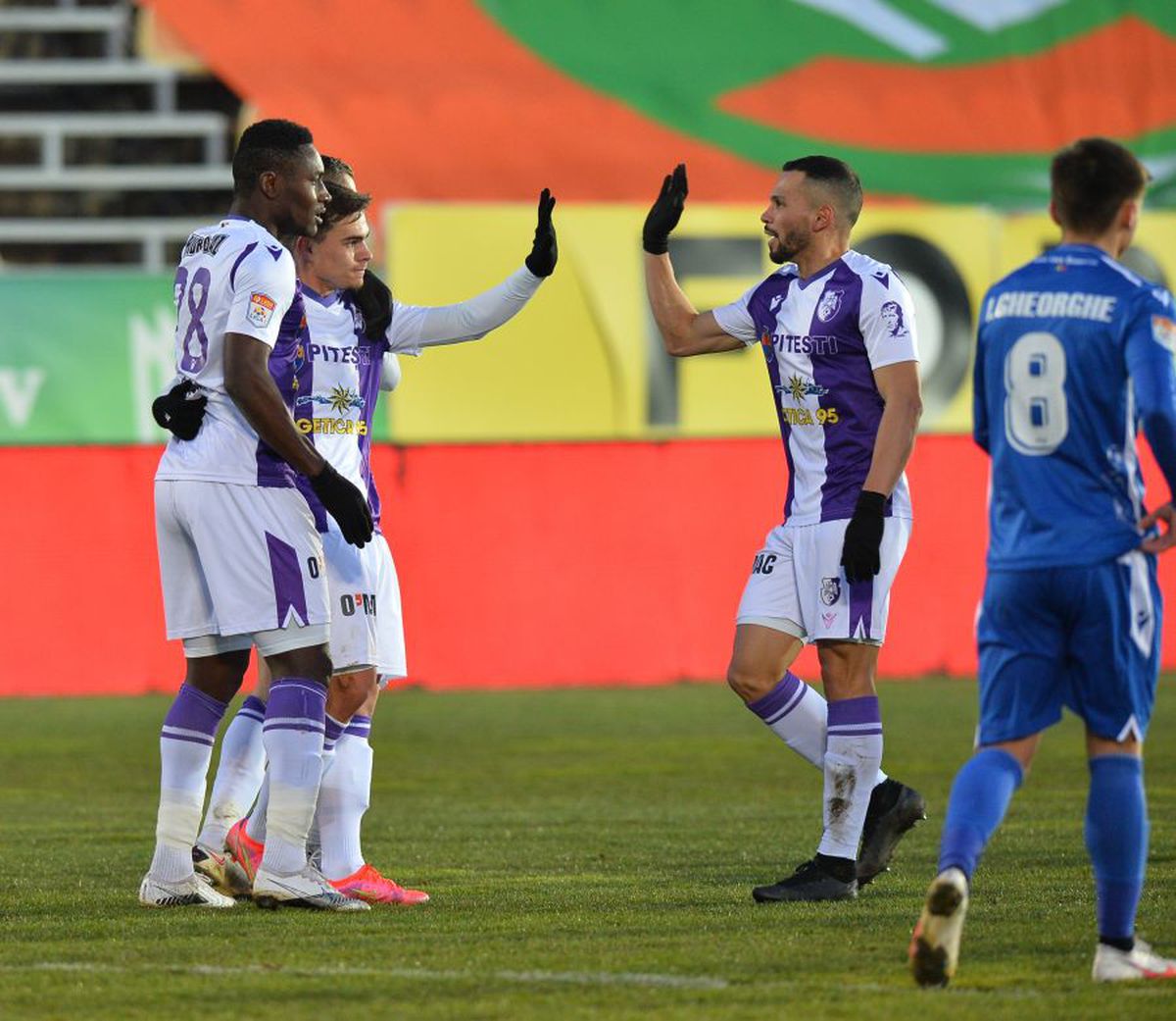 FC Voluntari, rampă de lansare pentru Gabi Tamaș :) » Interviu spumos: „Arăt bine, sunt tânăr, mai prind un contract afară”