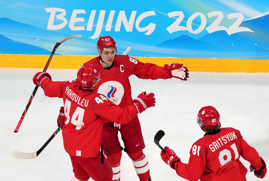 Arseni Grițiuk a adus bucuria în tabăra rusă cu golul său// FOTO: IMAGO / SNA Favoritele caută aurul! Finlanda și Rusia se înfruntă în finala de hochei de la Jocurile Olimpice