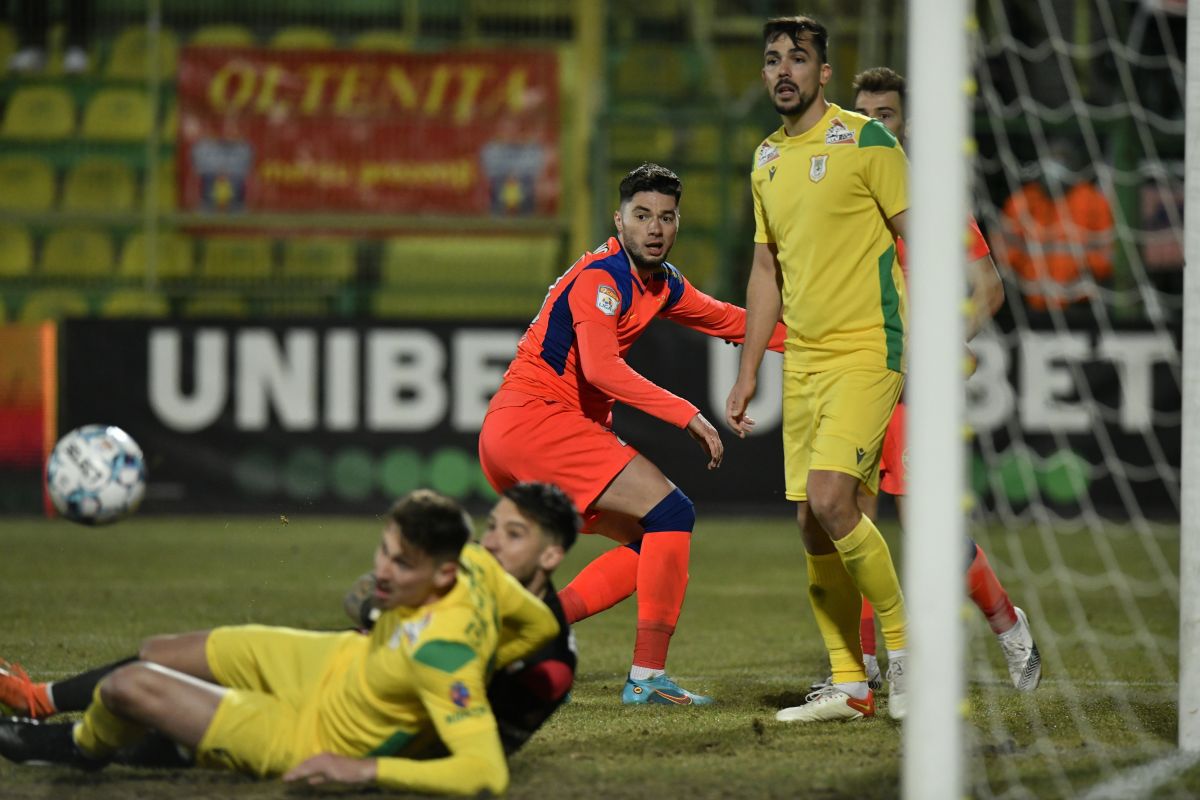 Cum a reușit CS Mioveni s-o încurce pe FCSB » Explicațiile lui Sabău