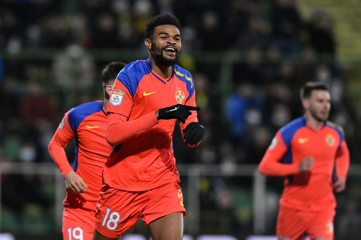 Un jucător de la FCSB, cel mai slab de pe teren în meciul cu CS Mioveni » Cât a luat fotbalistul criticat de Becali